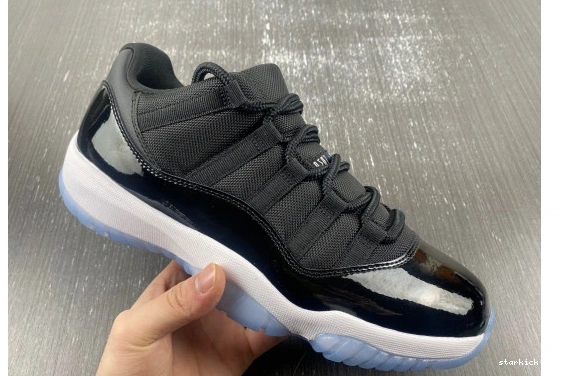 FV5104-004 Jam Space JORDAN  LOW 11 RETRO FV5104-004 0523